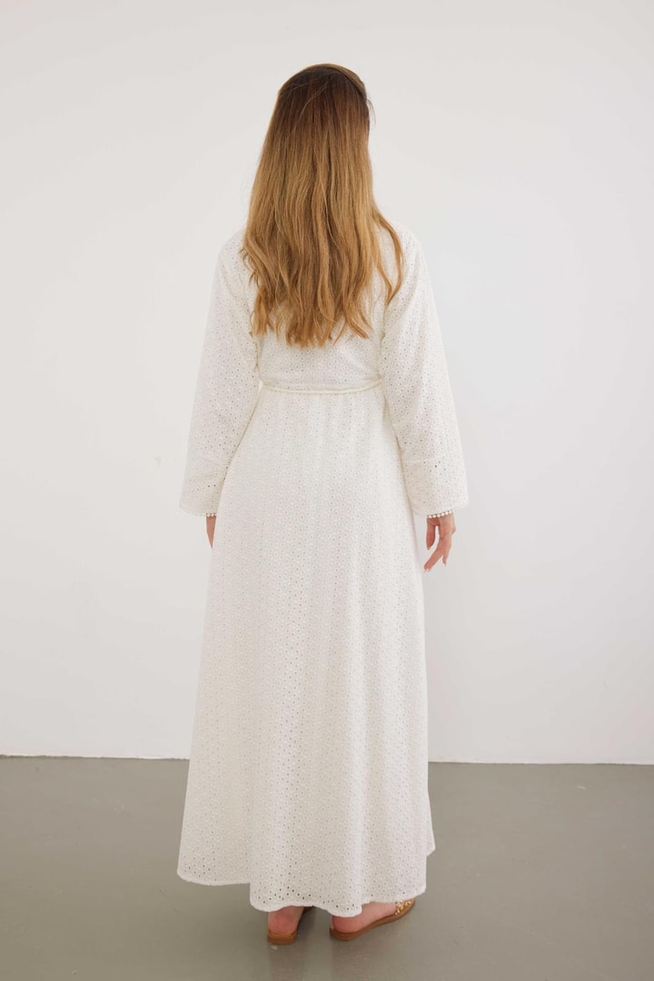 Gold Düğmeli Brode Elbise - Beyaz