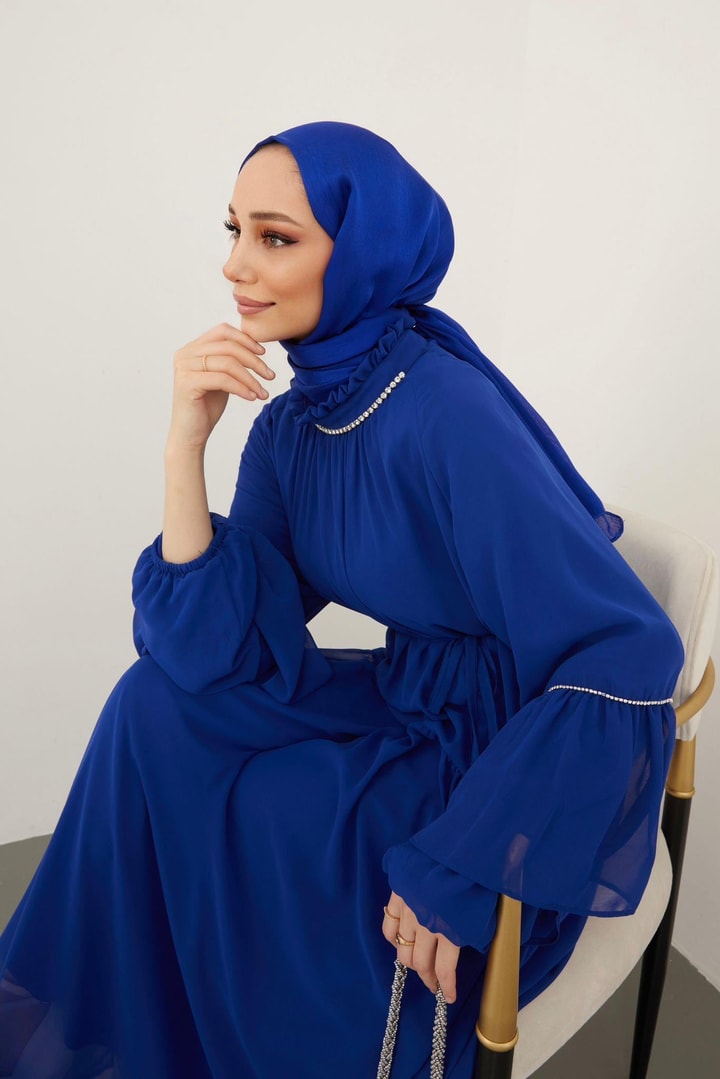 Helen Taş Detaylı Şifon Elbise - saks mavisi