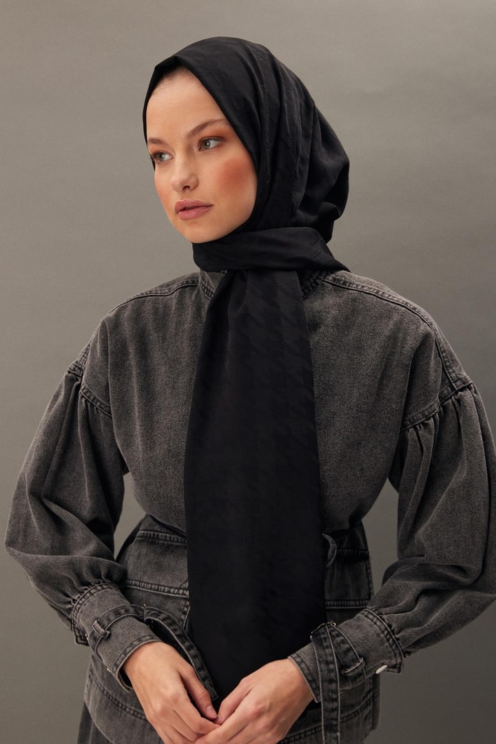 Kazayağı Desen Dokulu Şal - Siyah