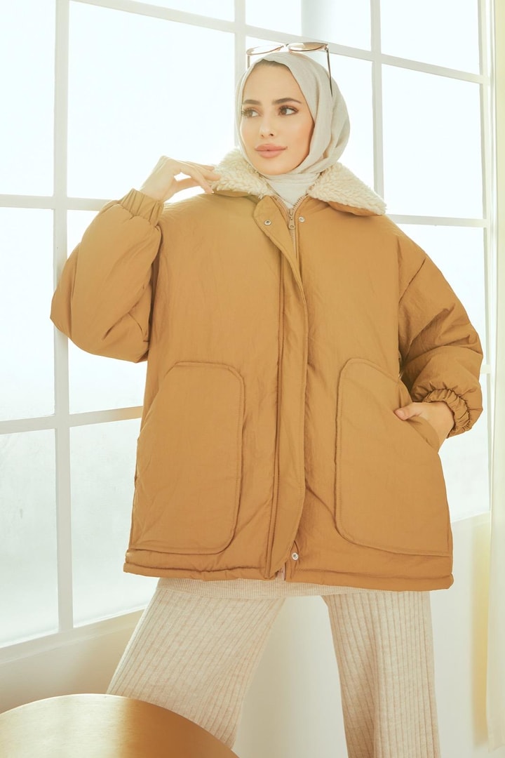 Kürk Yaka Detaylı Şişme Mont - Camel