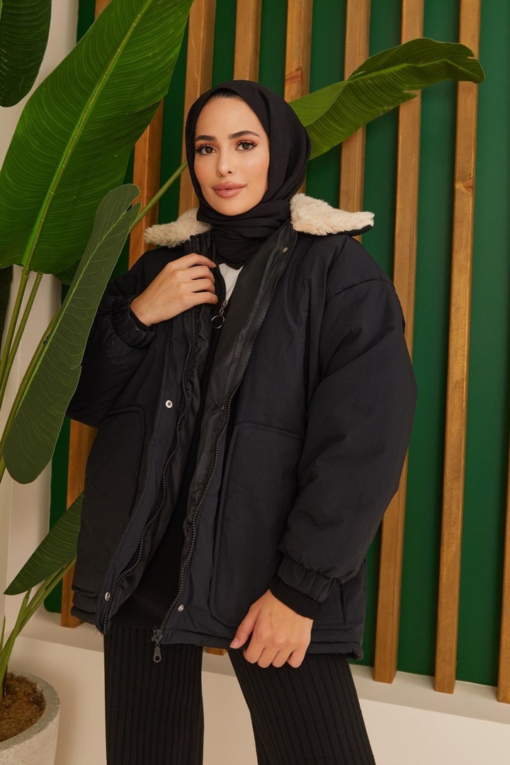 Kürk Yaka Detaylı Şişme Mont - Siyah