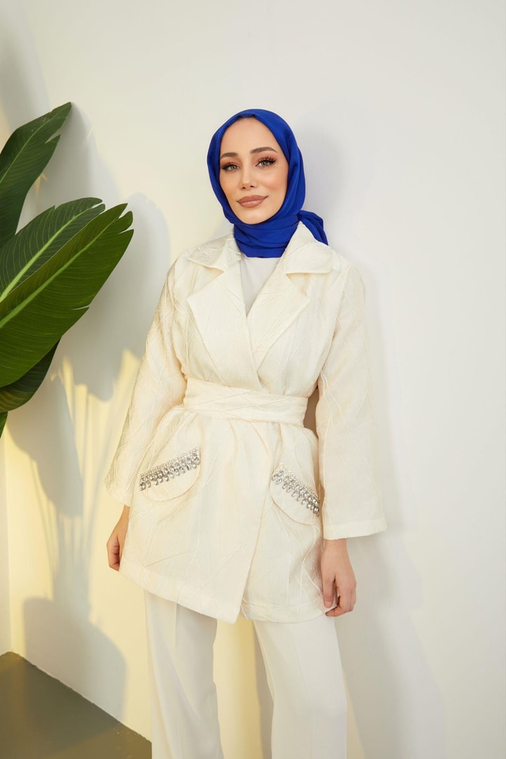 Luiza Taş Detaylı Jakar Ceket - Ekru
