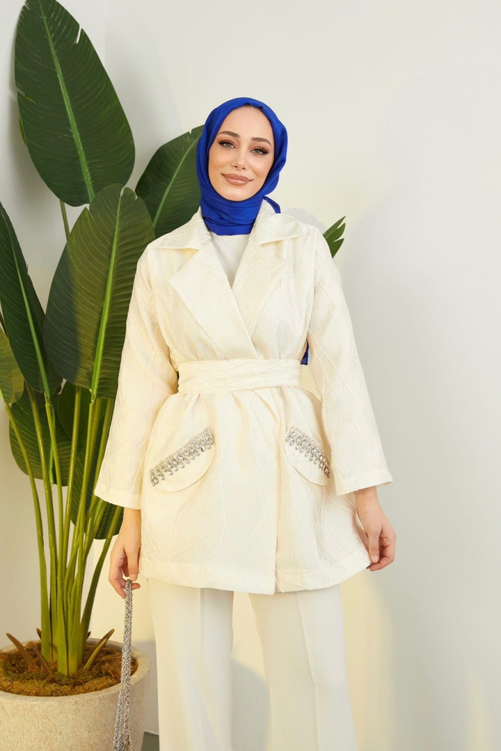 Luiza Taş Detaylı Jakar Ceket - Ekru