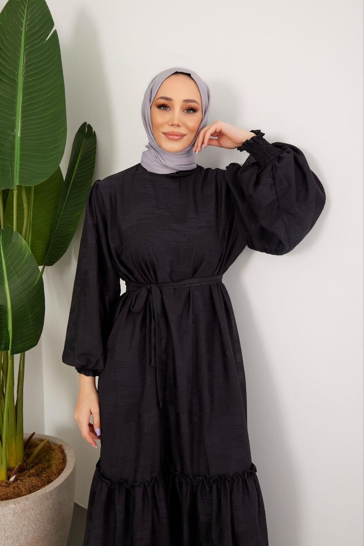 Mavera Kabartma Detaylı Şifon Elbise - Siyah