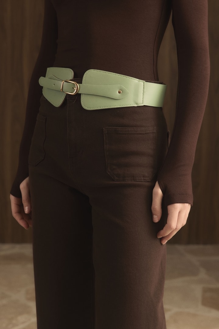 Minimal Toka Detaylı Geniş Kemer - Mint