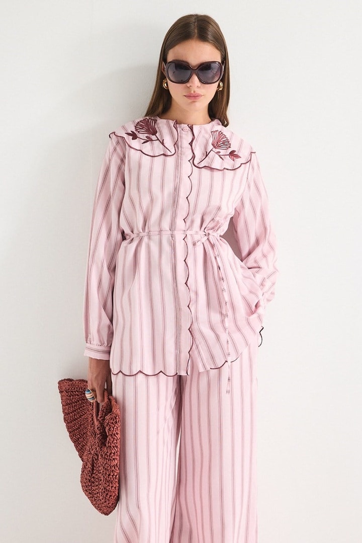 Nakış Detaylı Çizgili Poplin Gömlek - Pembe