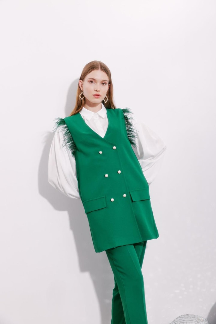 Feather Detailed Vest Suit Green