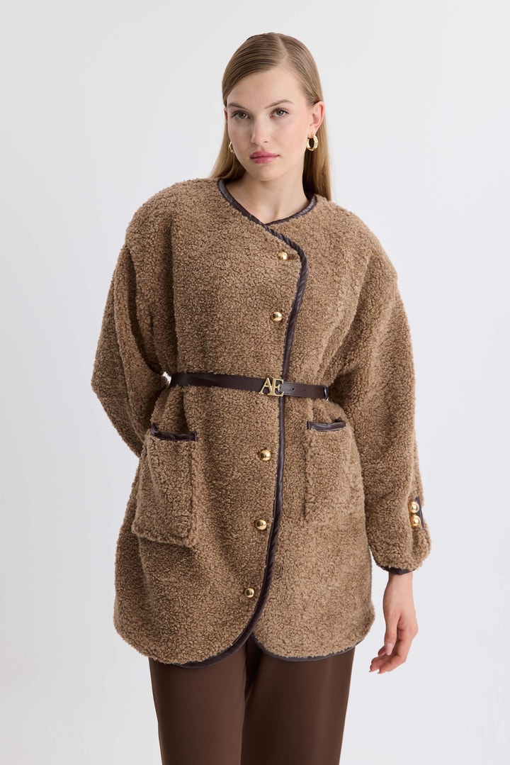 Novi Kemer Aksesuar Detaylı Peluş Ceket - Camel