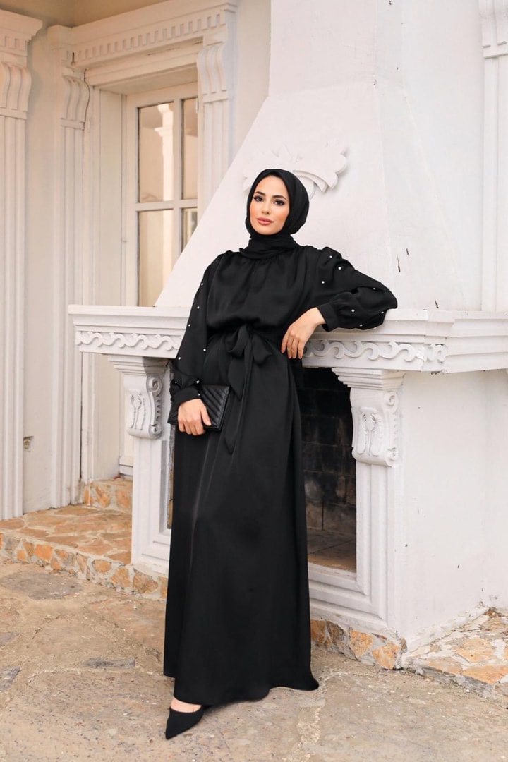 Rebella Saten Kolu Taşlı Abiye Elbise - Siyah