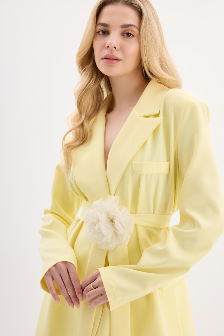 Rose Aksesuarlı Blazer Ceket - Sarı