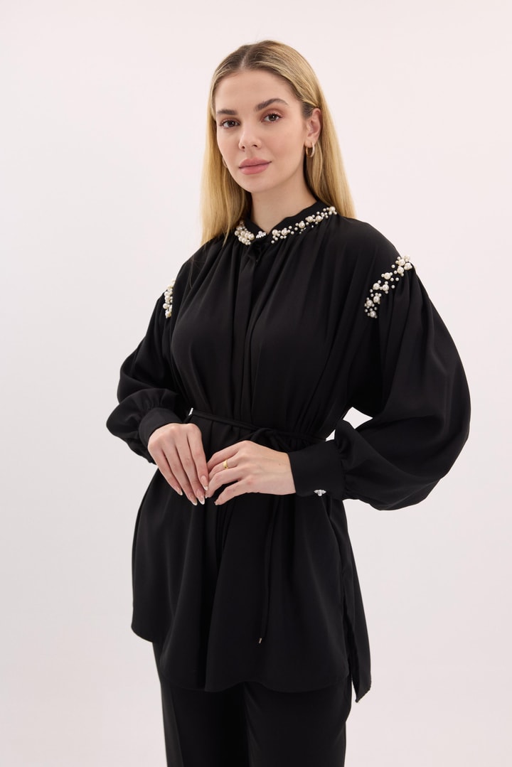 Tileda Kolları ve Yakası İncili Gömlek Takım - Siyah