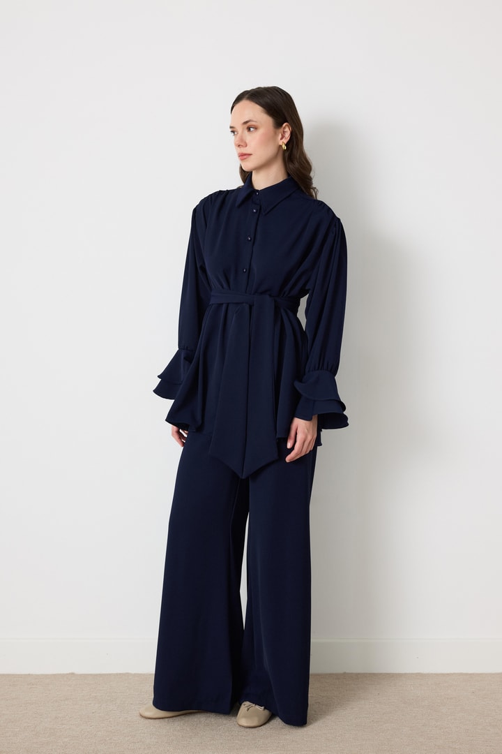 Volan Kol Çiçek Aksesuarlı Takım - Lacivert