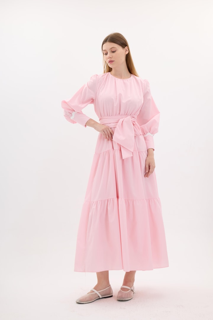 Zella Kat Detaylı Kuşaklı Elbise - Pembe