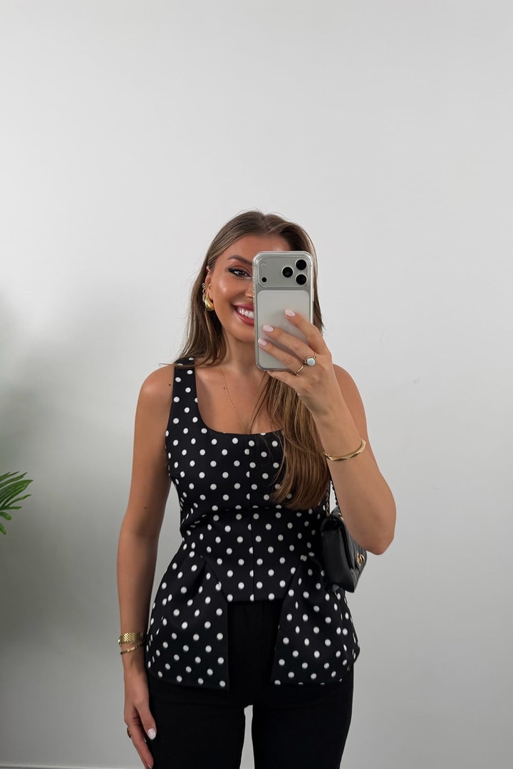 Double Kumaş Puantiyeli Kare Yak Peplum Bluz Siyah