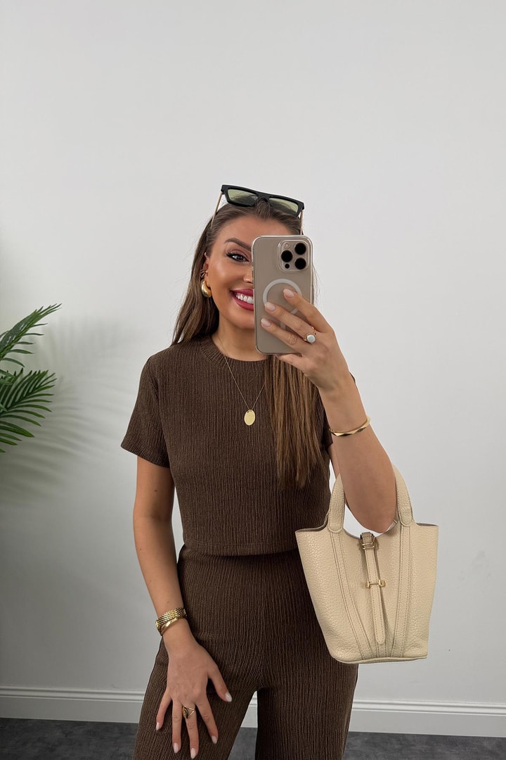 Giy Çık Panama Likralı Gofre Takım Kahverengi
