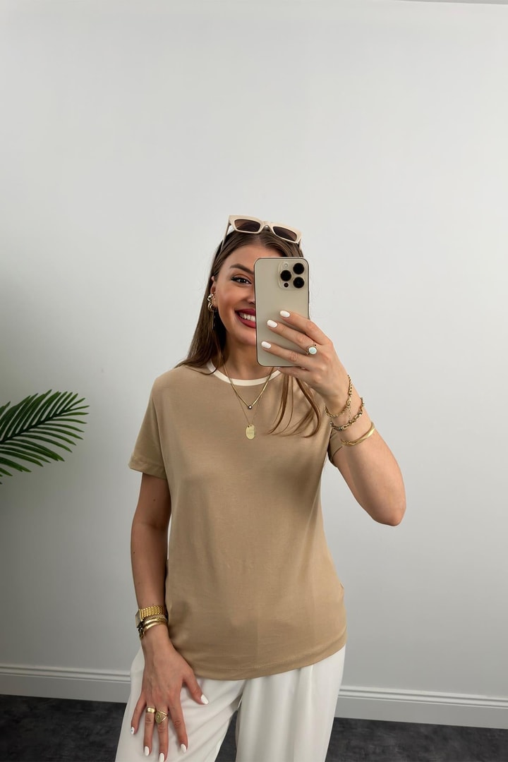 Massi Model Bisiklet Yaka Biyeli Detaylı Basic Tshirt Bej