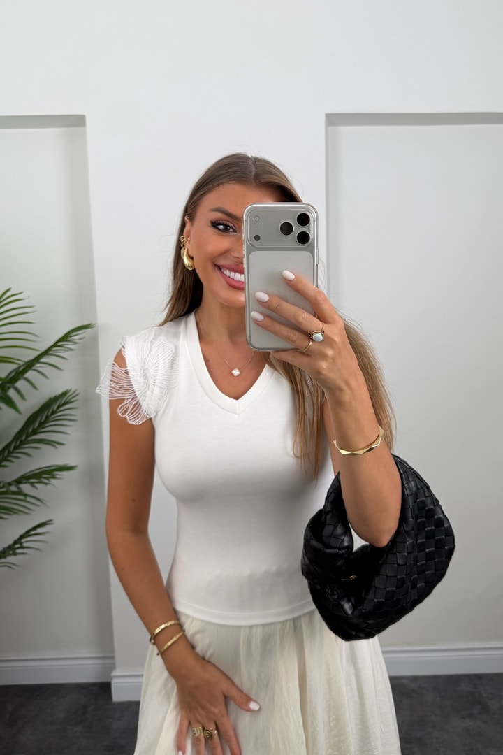 Omuzu Dantelli Oyhs Kumaş Likralı Body Beyaz