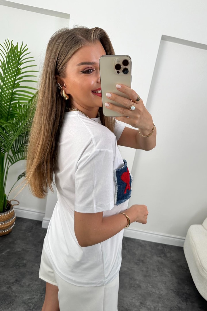 Orjinal Marka Tam Pamuklu Cebi Jean Detaylı Tshirt