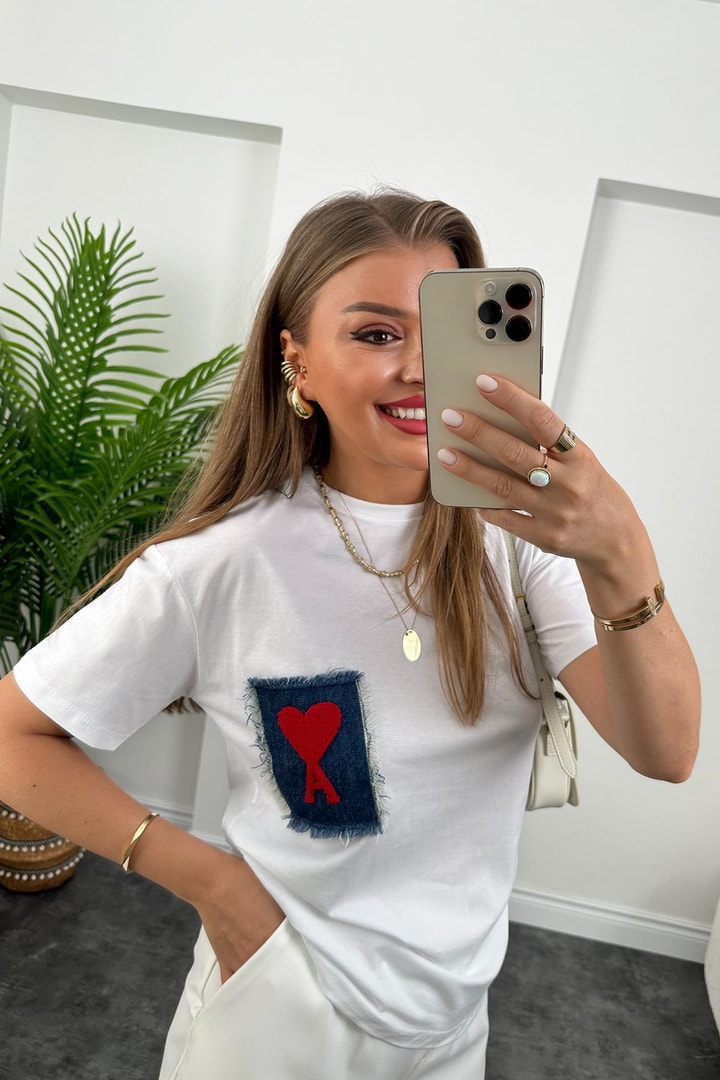 Orjinal Marka Tam Pamuklu Cebi Jean Detaylı Tshirt