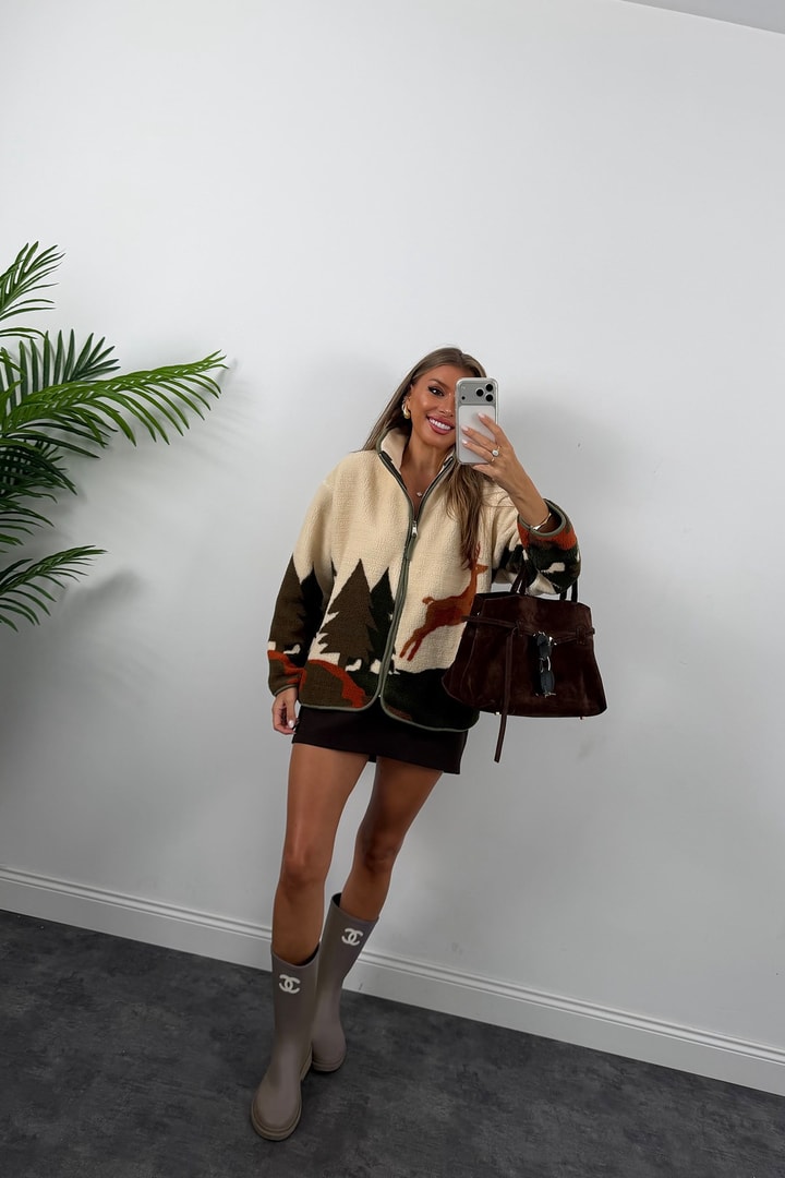 Oysh Model Polar Ceket Tek Geyikli Ağaçlı