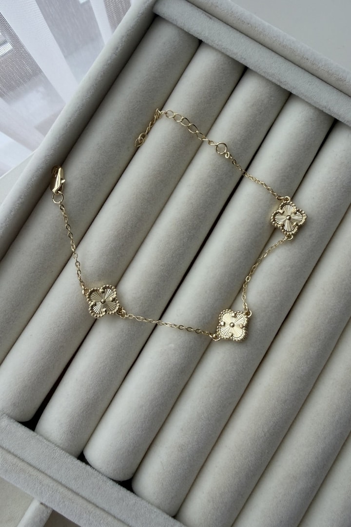 Özel Seri Üç Yoncalı Gold Bileklik