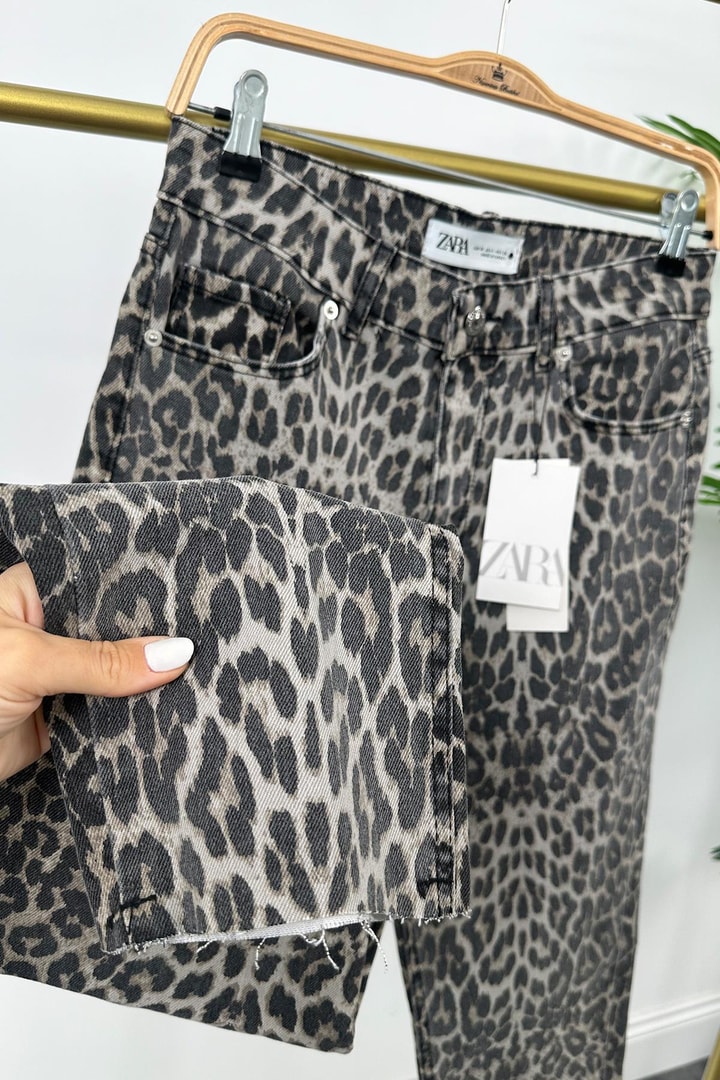 Premium Kalite Paçası Kesik Tam Pamuklu Boyfit Jean Soluk Efekt Leopar