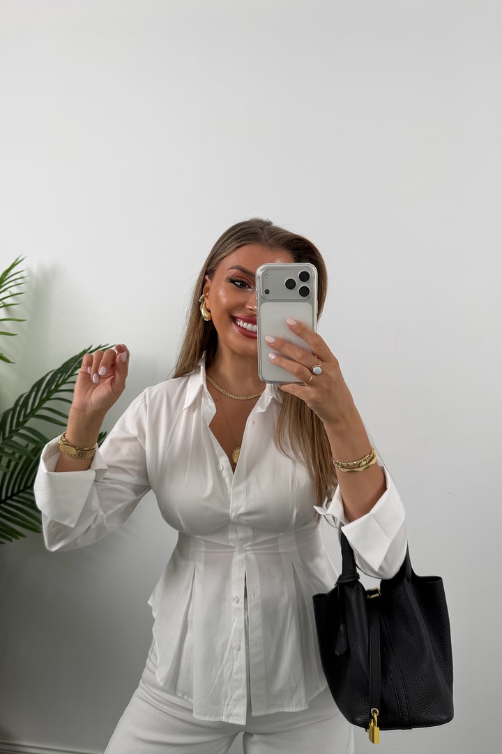 Premium Seri %100 Pamuk Oturtma Pileli Gömlek Beyaz