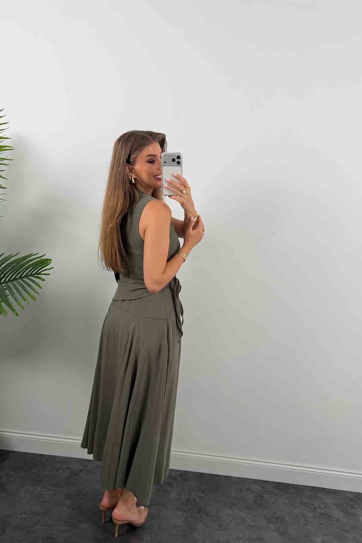Premium Seri %100 Tensel Kumaş Fularlı Midi Elbise Haki