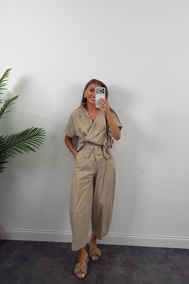 Premium Seri Dik Yaka Yelek Pantolon Harem Takım Bej
