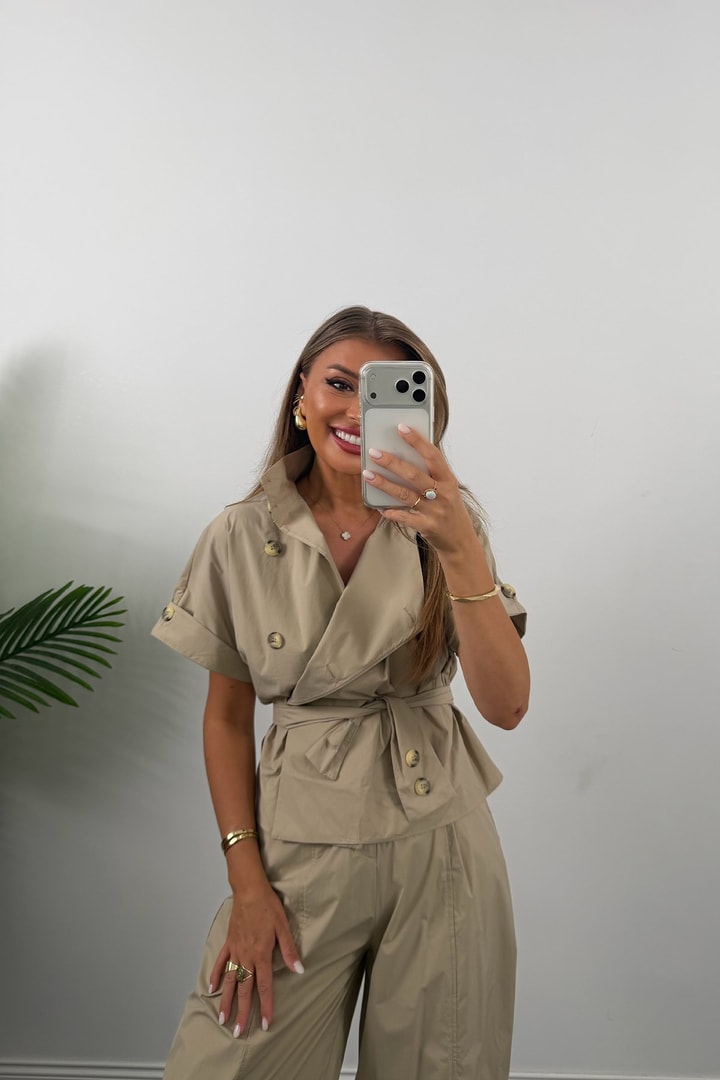 Premium Seri Dik Yaka Yelek Pantolon Harem Takım Bej