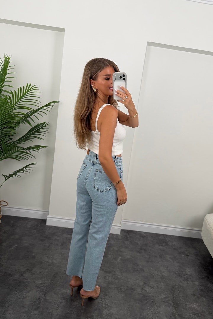 Premium Seri Kesik Paça Taşlı Bf Jean 520 Mavi 1001 
