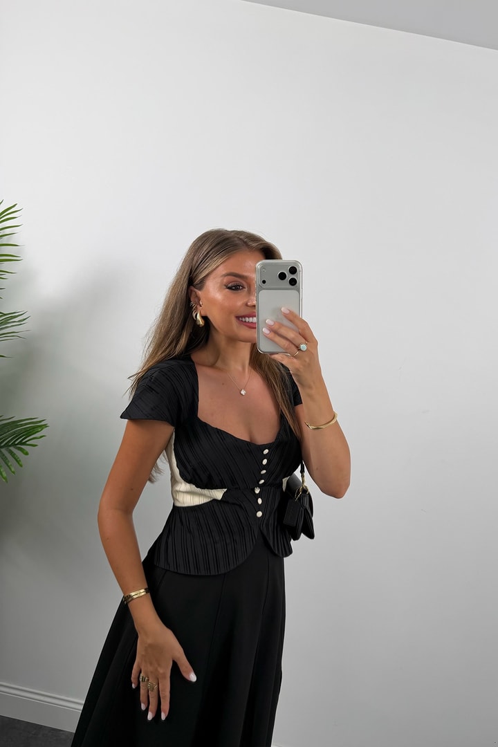 Premium Seri Kısa Kol Korse Tasarım Bluz Siyah