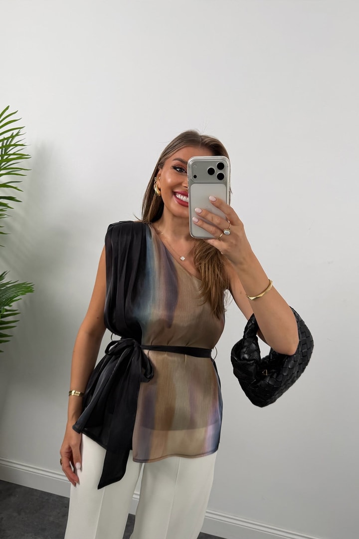 Premium Seri Organze Kumaş Tek Omuz Tasarım Bluz Siyah Desenli