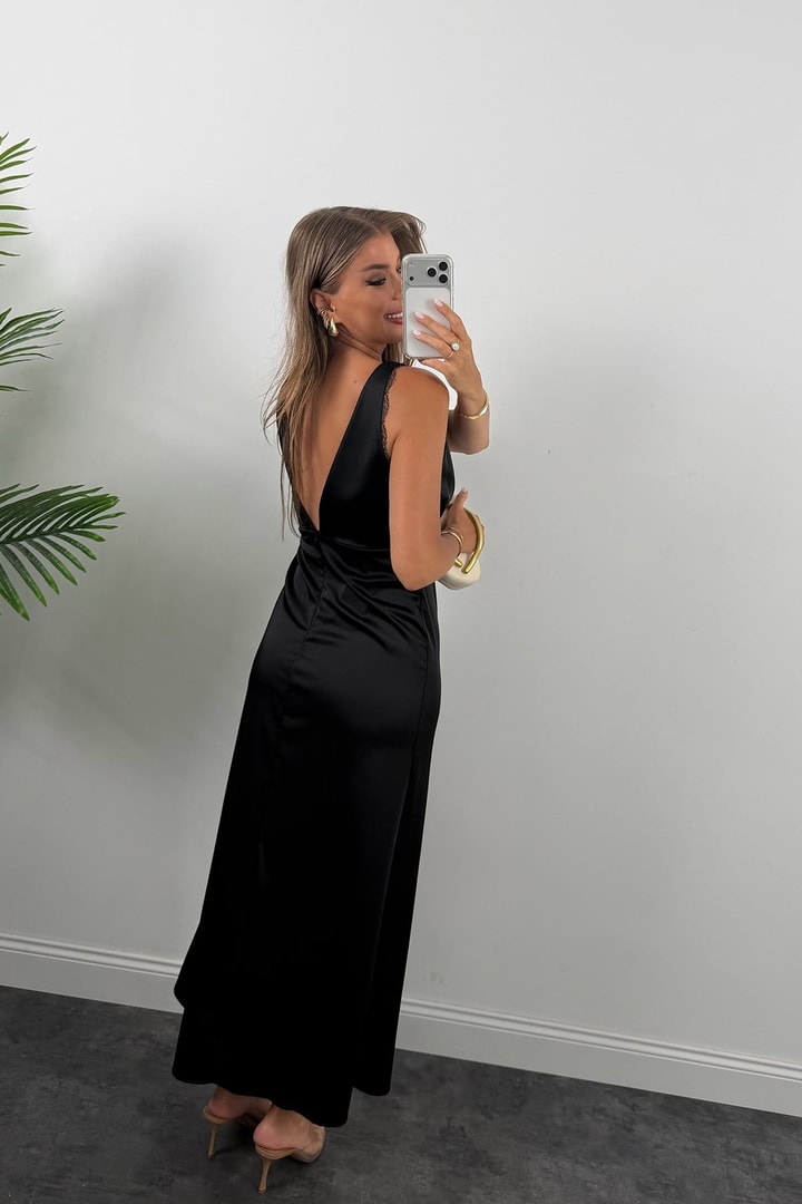 Premium Seri Yakası Dantelli Maxi Saten Elbise