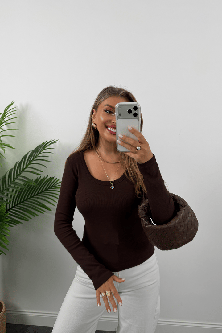 U Yaka %100 Pamuklu Likralı Basic Body Acı Kahve