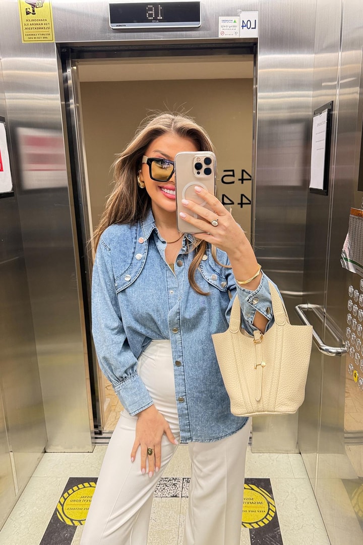 Marka Model Omuzları Düğme Detaylı Tasarım Jean Gömlek