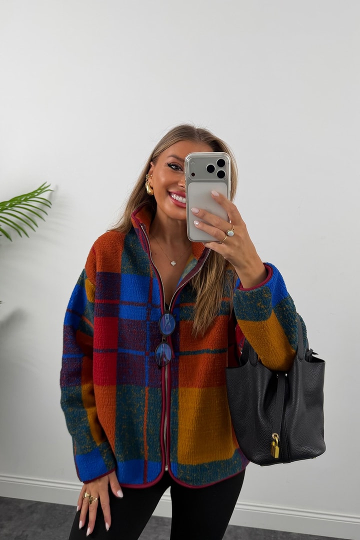 Oysh Model Polar Ceket Renkli Ekoseli