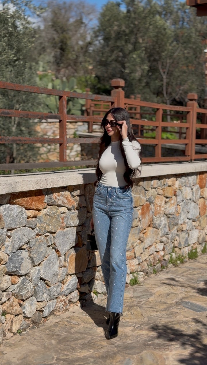 Aleysia Lightblue Çapraz Taşlı Lightblue Yıkama Jean
