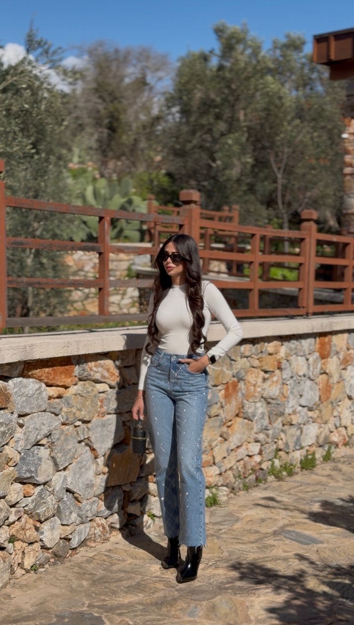 Aleysia Lightblue Çapraz Taşlı Lightblue Yıkama Jean