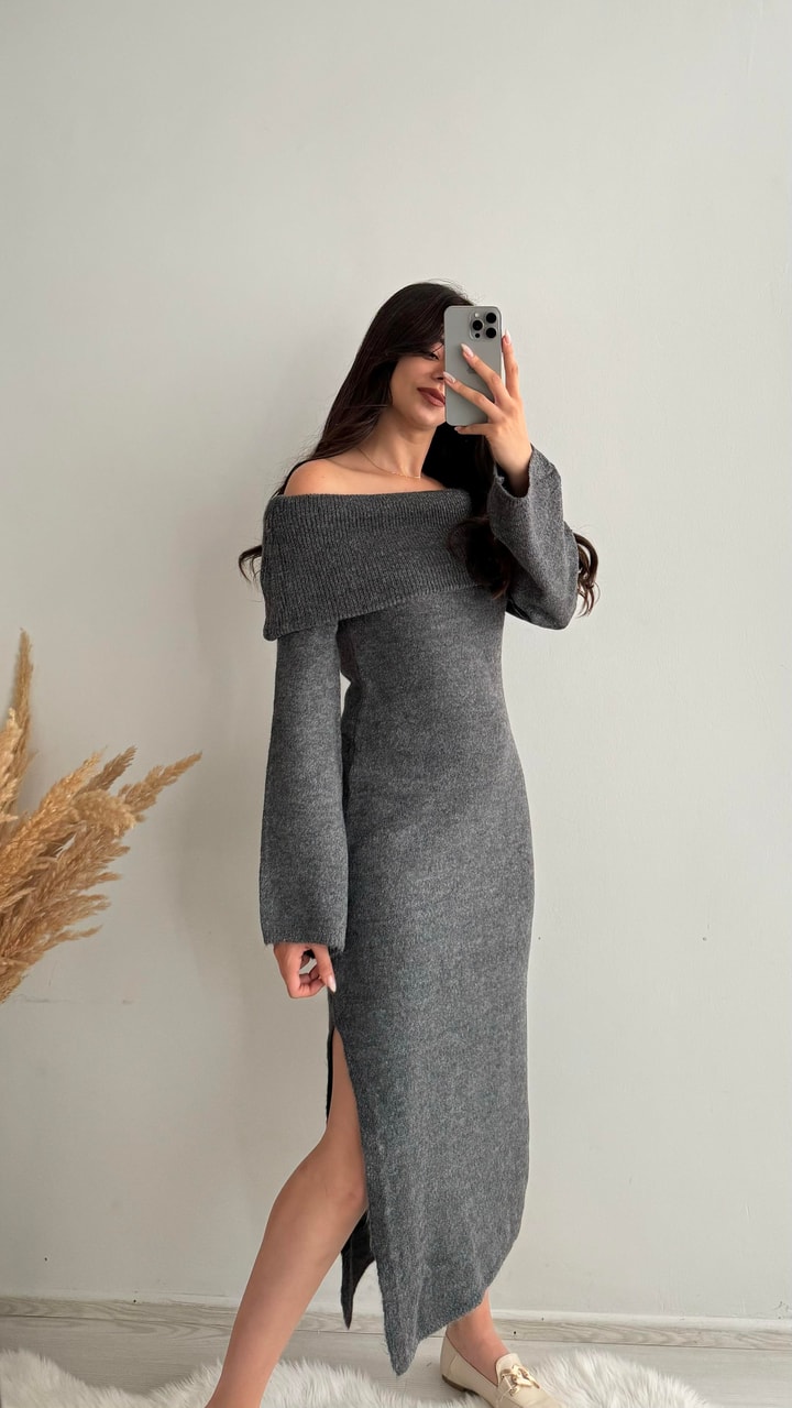 Buklet Madonna Yaka İpek Triko Maxi Antrasit Elbise