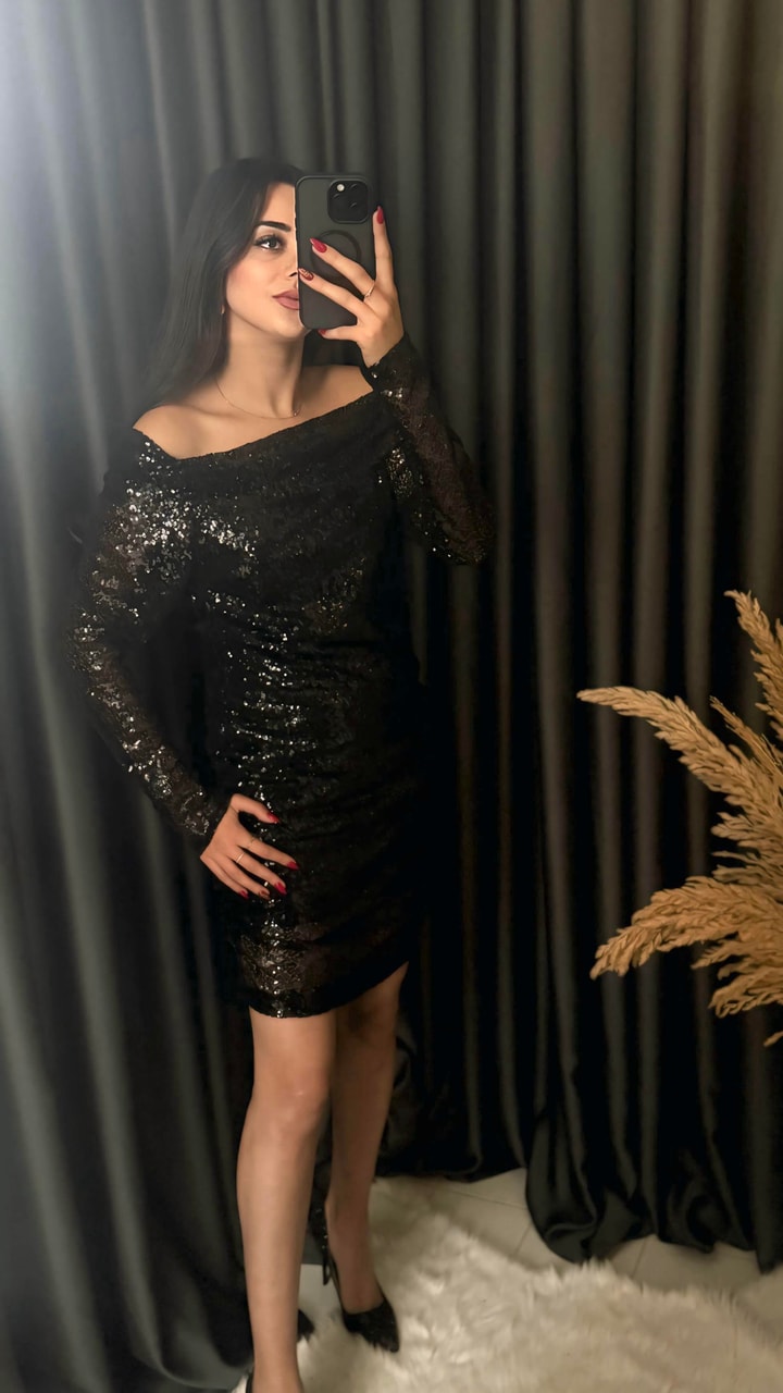 Christmas Marka Model Madonna Yaka Mini Payetli Elbise Siyah