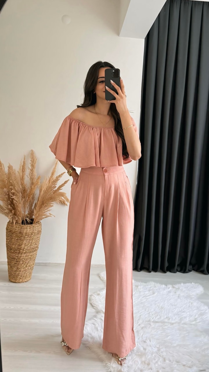 Daila Gül Kurusu Crop Bluz  Pantolon İkili Takım