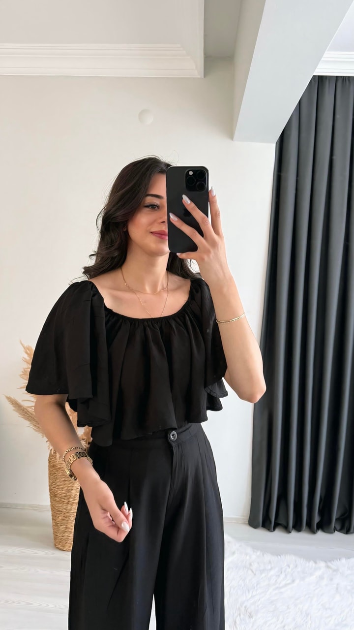 Daila Siyah Crop Bluz  Pantolon İkili Takım