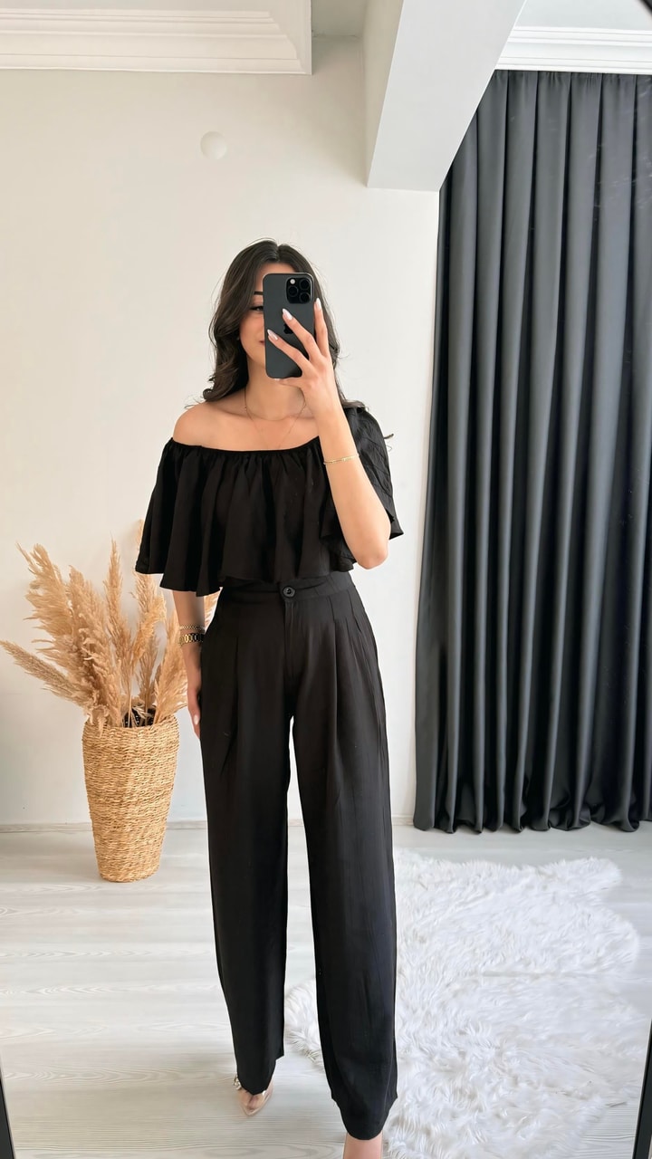 Daila Siyah Crop Bluz  Pantolon İkili Takım