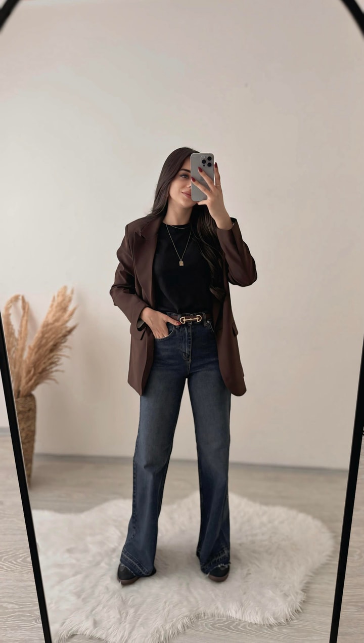 Delgado Koyu Mavi Massi Kesik Paça Boyfit Jean