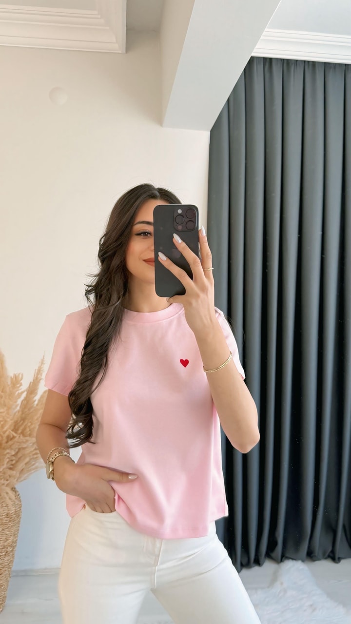 Dimit Dilvin Bisiklet Yaka Kalp İşlemeli Tshirt Pembe