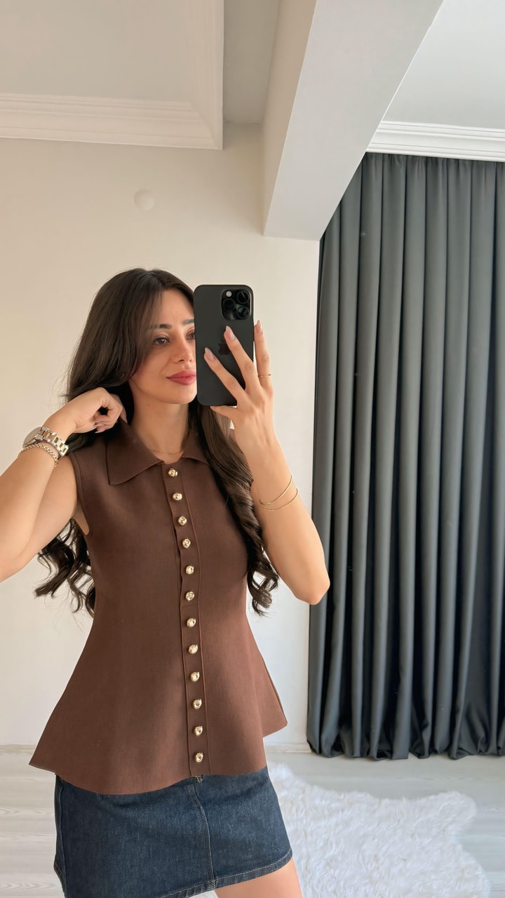 Fiana Kahve Gold Düğmeli Yakalı Yelek