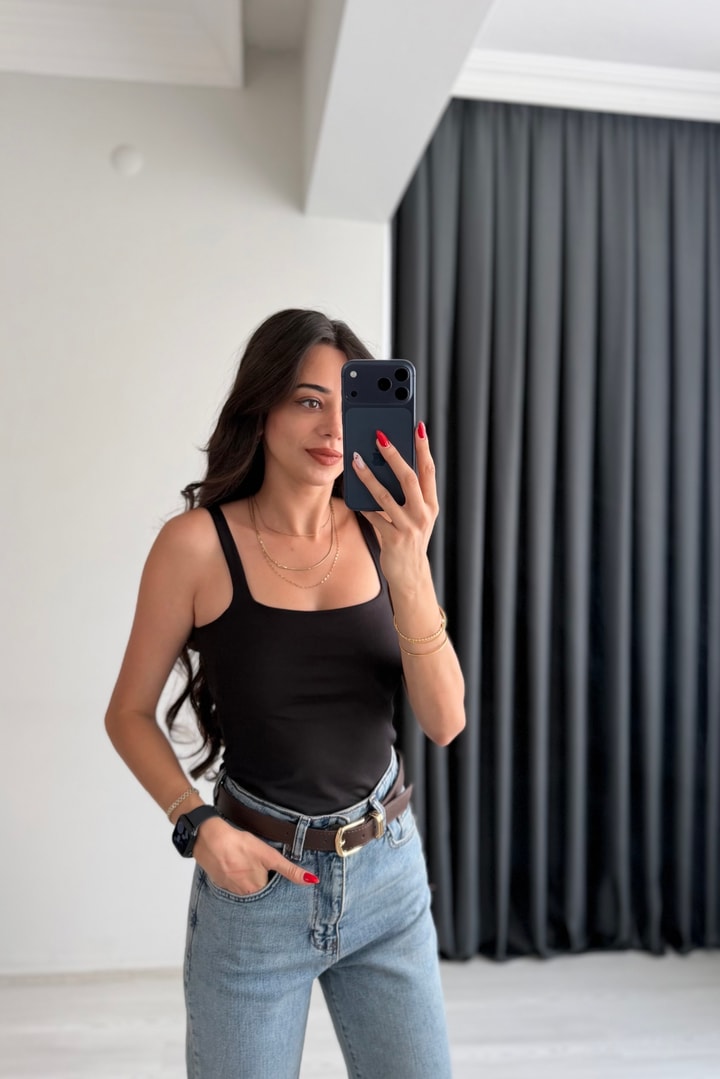 Jova Askılı Zıbın Siyah Bodysuit