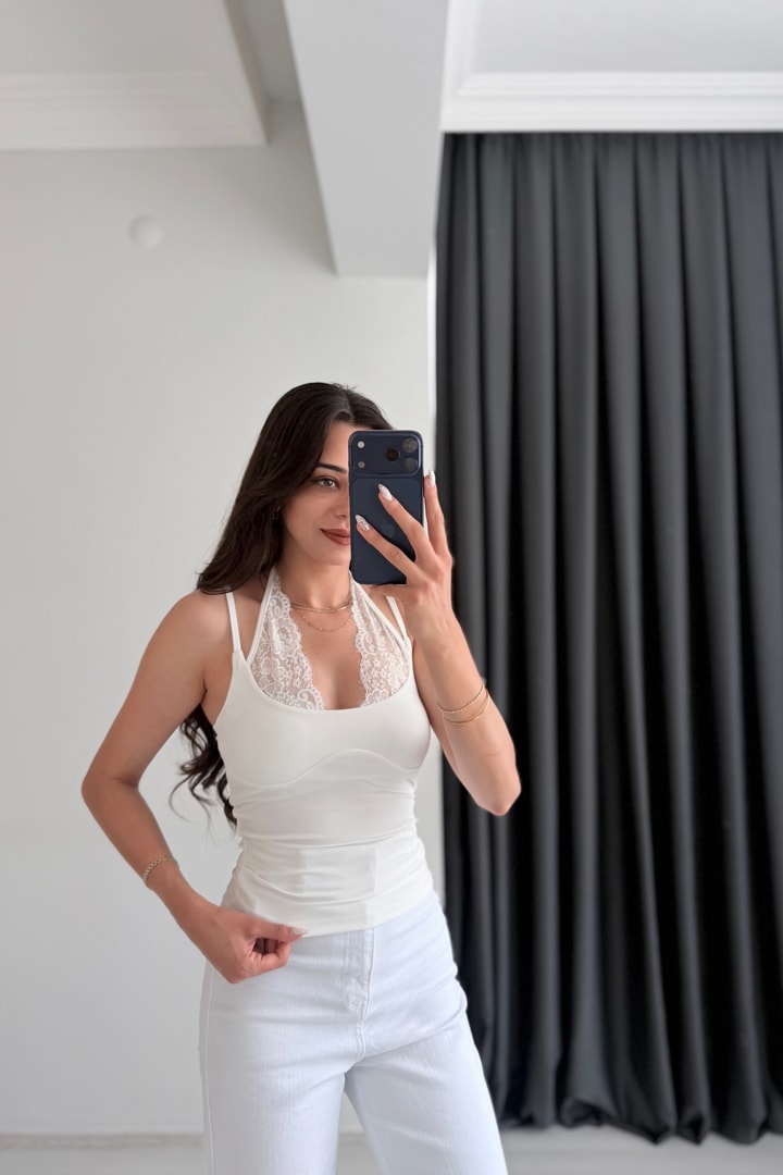 Kindy Beyaz Dantel Detaylı Bodysuit