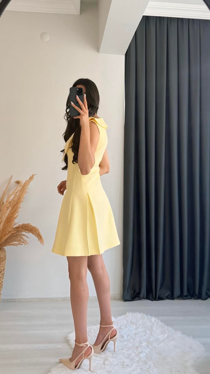 Lipa Gold Düğme Detaylı Yakalı Mini Elbise Sarı 